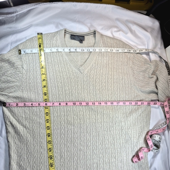 Tricots St. Raphael Men's XL Silk Cashmere Wool V-Neck Sweater Oatmeal Beige - Picture 8 of 12